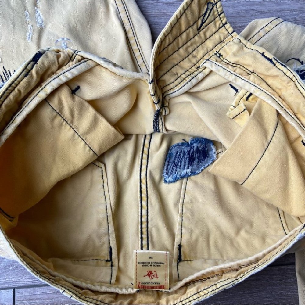 True Religion Jordan Destroyed Boyfriend Fit Pants - Picture 8 of 16